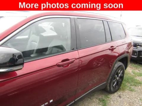 Photos of 2023 Jeep Grand Cherokee L Limited for sale in Bethany, MO at Pettijohn Auto Center