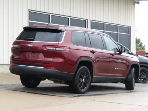 Another view of 2023 Jeep Grand Cherokee L Limited for sale in Bethany, MO at Pettijohn Auto Center