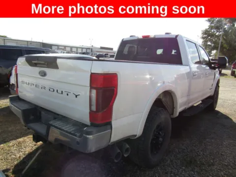 More photos of 2022 Ford F-250SD Lariat at Pettijohn Auto Center, MO
