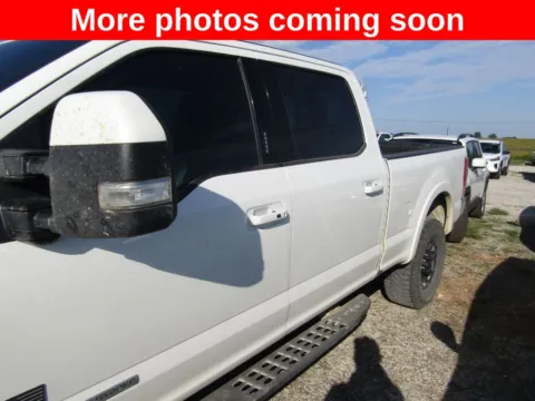 Photos of 2022 Ford F-250SD Lariat for sale in Bethany, MO at Pettijohn Auto Center
