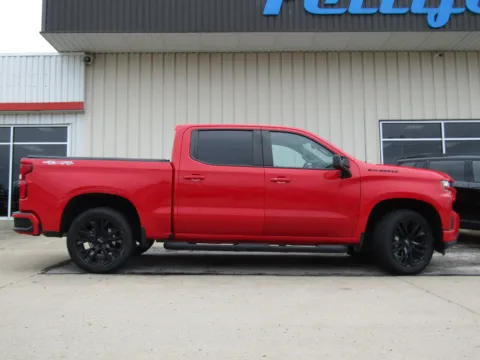 Photos of 2020 Chevrolet Silverado 1500 RST for sale in Bethany, MO at Pettijohn Auto Center