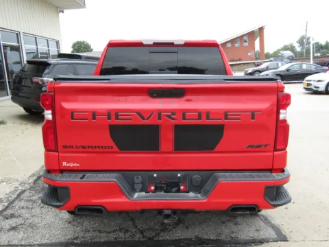 More photos of 2020 Chevrolet Silverado 1500 RST at Pettijohn Auto Center, MO