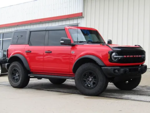 Red 2023 Ford Bronco Wildtrak for sale in Bethany, MO