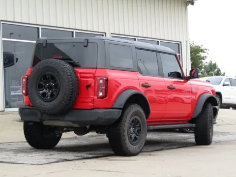 Another view of 2023 Ford Bronco Wildtrak for sale in Bethany, MO at Pettijohn Auto Center