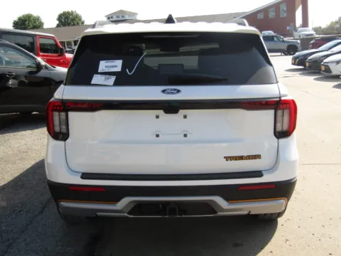 More photos of 2027 Ford Explorer Tremor at Pettijohn Auto Center, MO