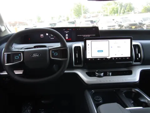 More photos of 2027 Ford Expedition Max Active at Pettijohn Auto Center, MO