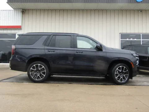 Photos of 2025 Chevrolet Tahoe RST for sale in Bethany, MO at Pettijohn Auto Center
