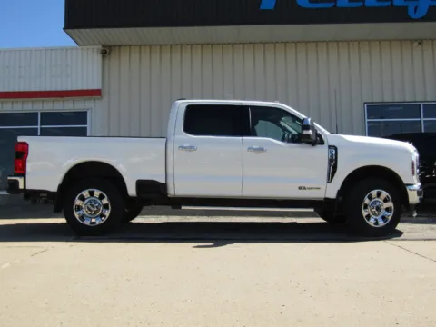 Photos of 2024 Ford F-350SD Lariat for sale in Bethany, MO at Pettijohn Auto Center