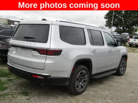 More photos of 2025 Jeep Wagoneer Series II at Pettijohn Auto Center, MO