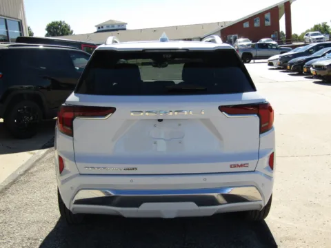 More photos of 2027 GMC Terrain Denali at Pettijohn Auto Center, MO