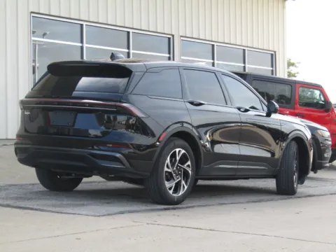 Another view of 2025 Lincoln Nautilus Premiere for sale in Bethany, MO at Pettijohn Auto Center