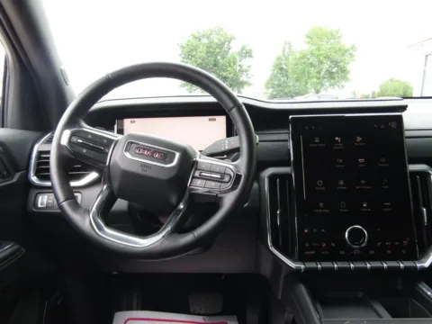 More photos of 2025 GMC Acadia Elevation at Pettijohn Auto Center, MO