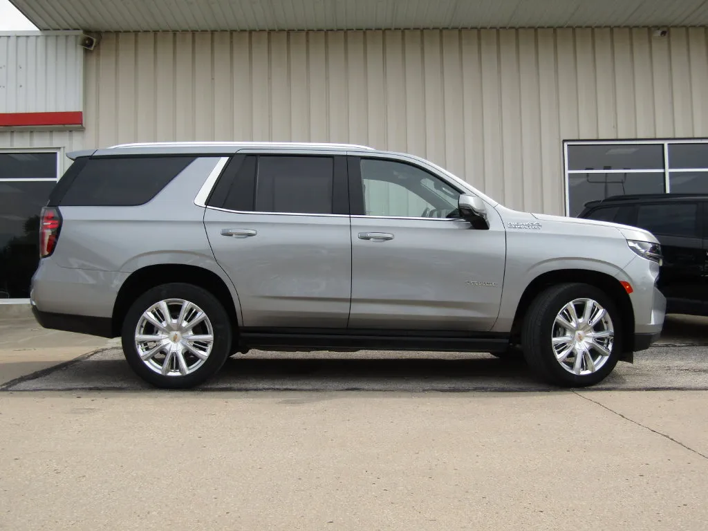 Used 2024 Chevrolet Tahoe High Country with VIN 1GNSKTKTXRR146921 for sale in Kansas City