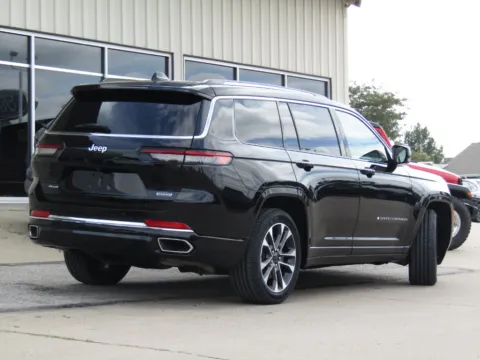 Another view of 2023 Jeep Grand Cherokee L Overland for sale in Bethany, MO at Pettijohn Auto Center