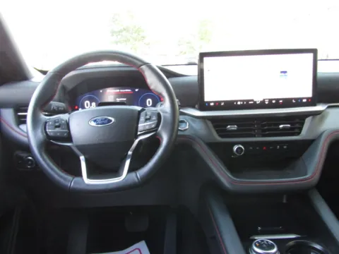More photos of 2025 Ford Explorer ST-Line at Pettijohn Auto Center, MO