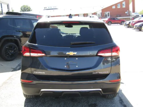 More photos of 2022 Chevrolet Equinox Premier at Pettijohn Auto Center, MO