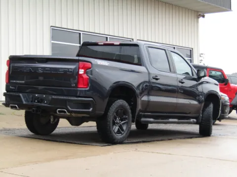Another view of 2024 Chevrolet Silverado 1500 LT Trail Boss for sale in Bethany, MO at Pettijohn Auto Center
