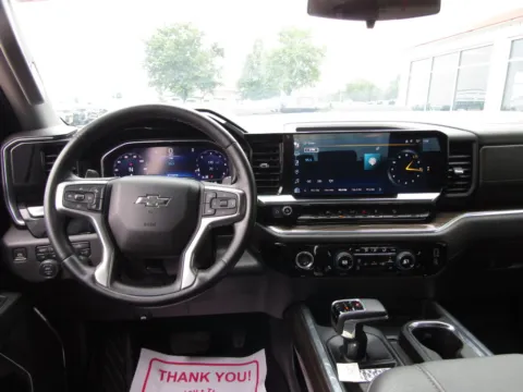 More photos of 2024 Chevrolet Silverado 1500 LT Trail Boss at Pettijohn Auto Center, MO