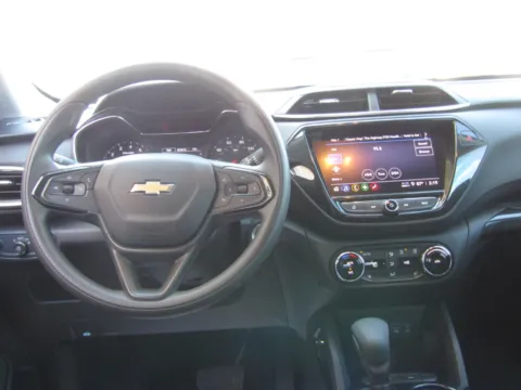 More photos of 2021 Chevrolet TrailBlazer LT at Pettijohn Auto Center, MO