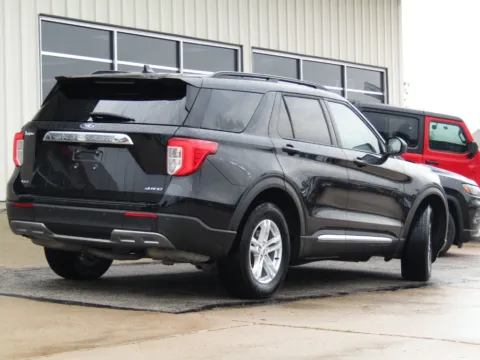 Another view of 2023 Ford Explorer XLT for sale in Bethany, MO at Pettijohn Auto Center