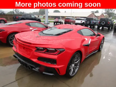 More photos of 2027 Chevrolet Corvette Z06 at Pettijohn Auto Center, MO