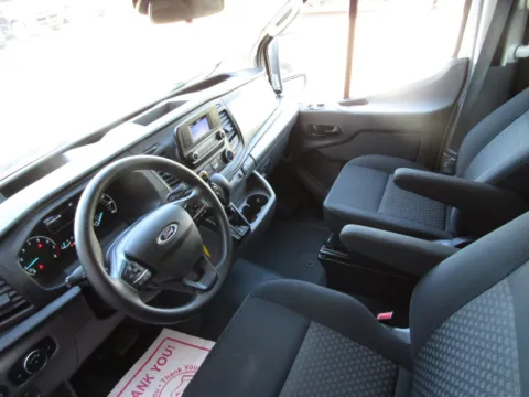 More photos of 2022 Ford Transit-350 XL at Pettijohn Auto Center, MO