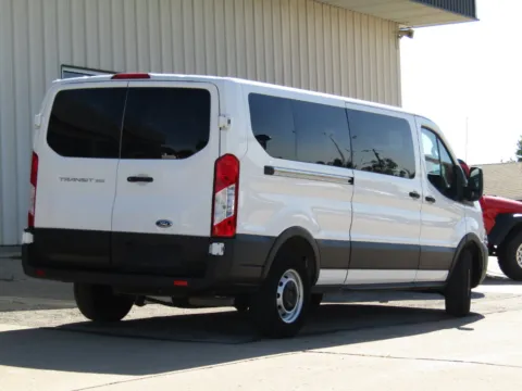 Another view of 2022 Ford Transit-350 XL for sale in Bethany, MO at Pettijohn Auto Center