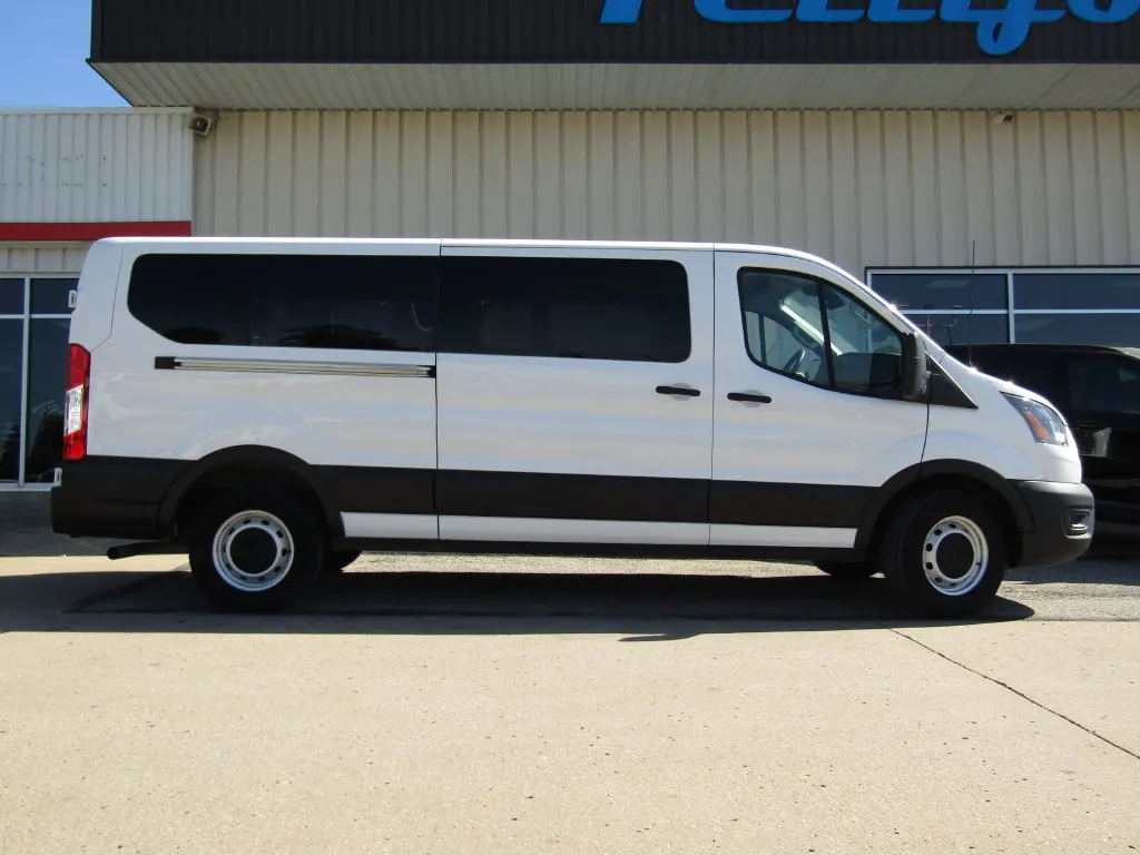 Used 2022 Ford Transit Passenger Van XL with VIN 1FBAX2Y85NKA14563 for sale in Kansas City