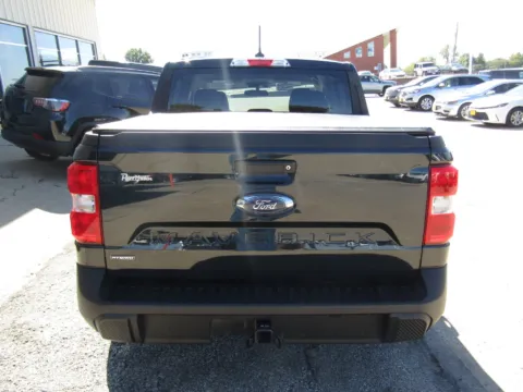 More photos of 2023 Ford Maverick XLT at Pettijohn Auto Center, MO