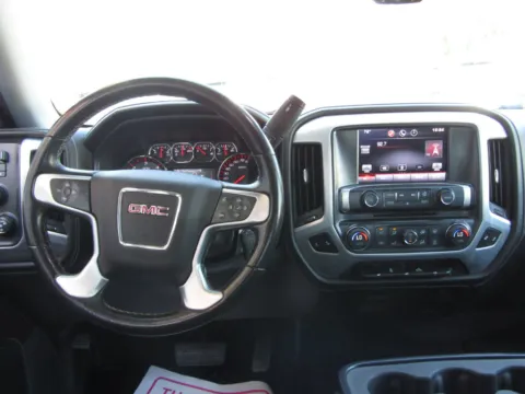 More photos of 2015 GMC Sierra 1500 SLE at Pettijohn Auto Center, MO