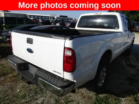 More photos of 2016 Ford F-250SD XL at Pettijohn Auto Center, MO