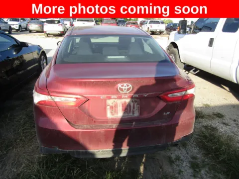 More photos of 2018 Toyota Camry LE at Pettijohn Auto Center, MO