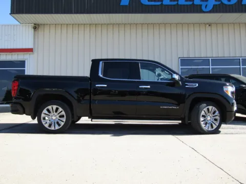 Photos of 2022 GMC Sierra 1500 Limited Denali for sale in Bethany, MO at Pettijohn Auto Center