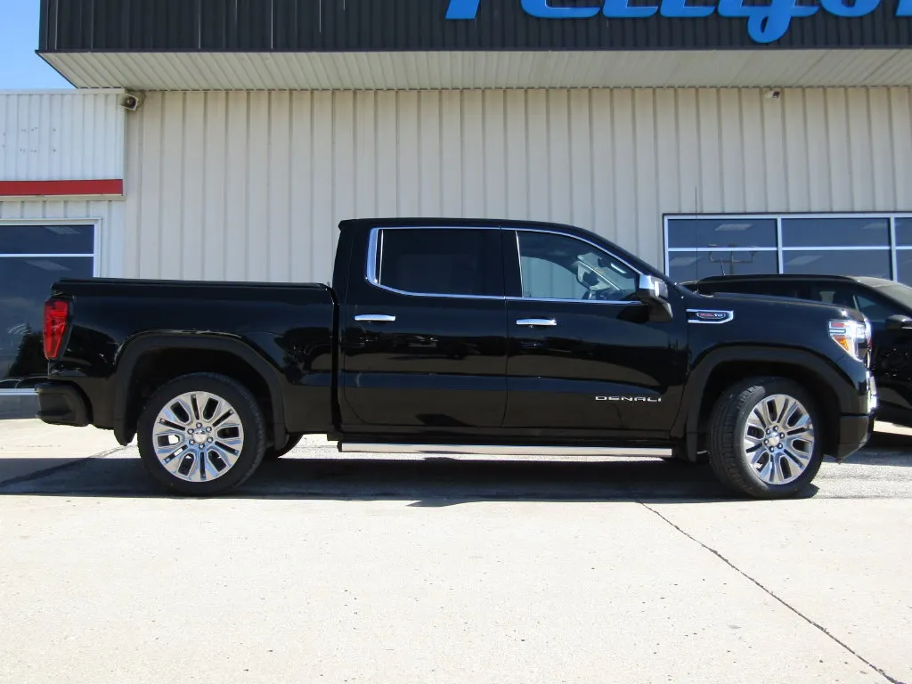 Used 2022 GMC Sierra 1500 Limited Denali with VIN 3GTU9FEL1NG153728 for sale in Kansas City