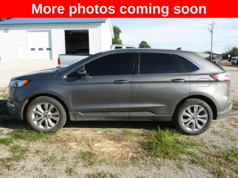 Photos of 2023 Ford Edge Titanium for sale in Bethany, MO at Pettijohn Auto Center