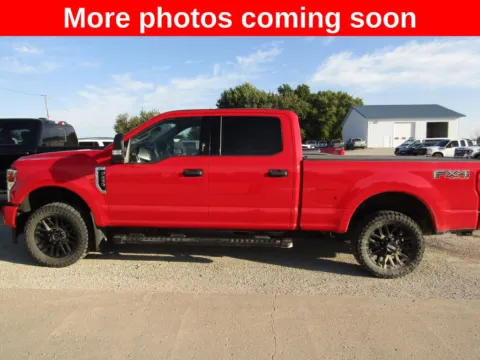 Photos of 2022 Ford F-250SD XLT for sale in Bethany, MO at Pettijohn Auto Center