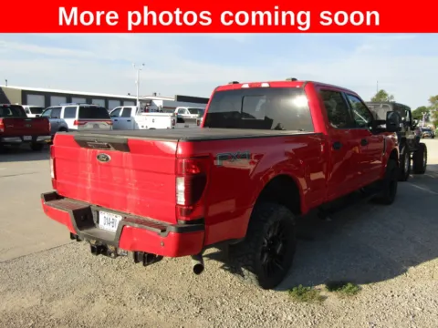 More photos of 2022 Ford F-250SD XLT at Pettijohn Auto Center, MO