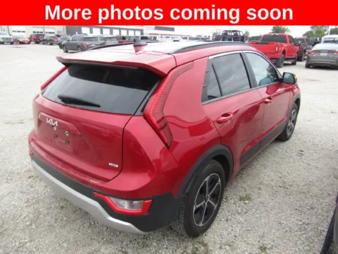 More photos of 2025 Kia Niro LX at Pettijohn Auto Center, MO