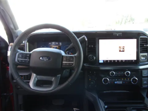 More photos of 2027 Ford F-350SD Lariat at Pettijohn Auto Center, MO