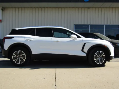 Photos of 2024 Chevrolet Blazer EV LT for sale in Bethany, MO at Pettijohn Auto Center