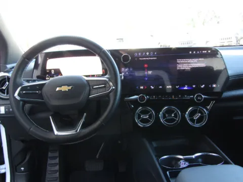 More photos of 2024 Chevrolet Blazer EV LT at Pettijohn Auto Center, MO
