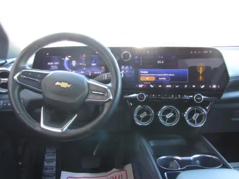 More photos of 2024 Chevrolet Blazer EV LT at Pettijohn Auto Center, MO