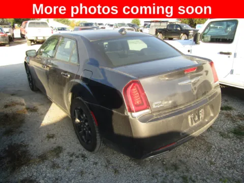 Another view of 2019 Chrysler 300 S for sale in Bethany, MO at Pettijohn Auto Center