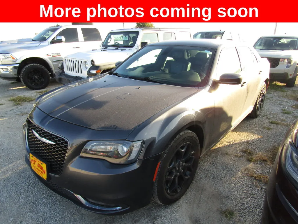Gray 2019 Chrysler 300 S for sale in Bethany, MO