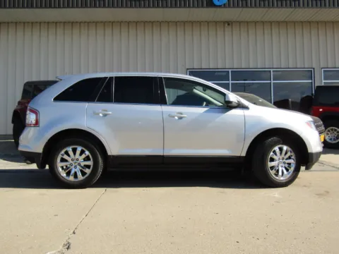 Photos of 2010 Ford Edge Limited for sale in Bethany, MO at Pettijohn Auto Center