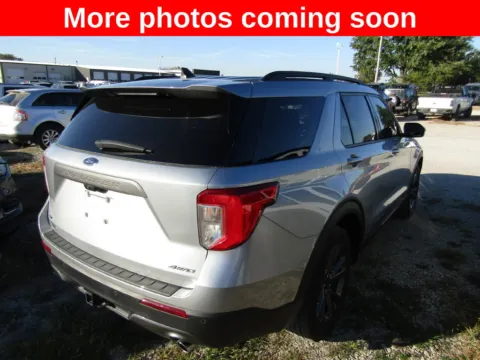 More photos of 2023 Ford Explorer XLT at Pettijohn Auto Center, MO