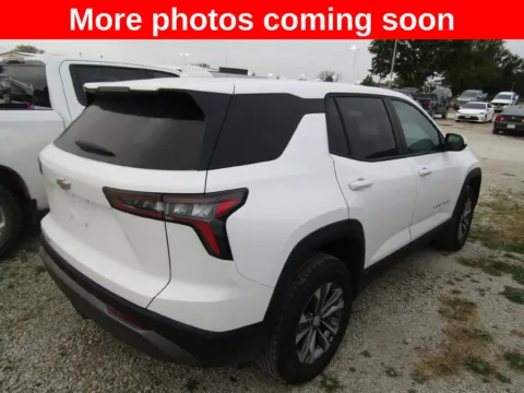 More photos of 2026 Chevrolet Equinox LT at Pettijohn Auto Center, MO