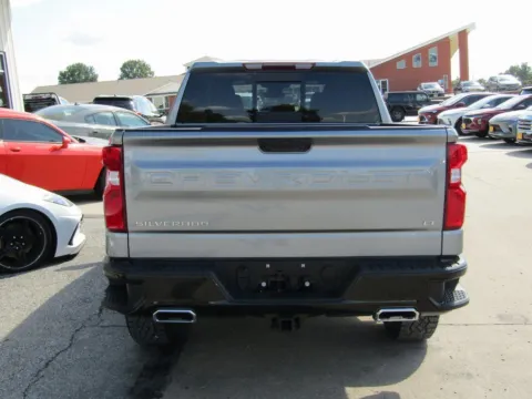 More photos of 2024 Chevrolet Silverado 1500 LT Trail Boss at Pettijohn Auto Center, MO