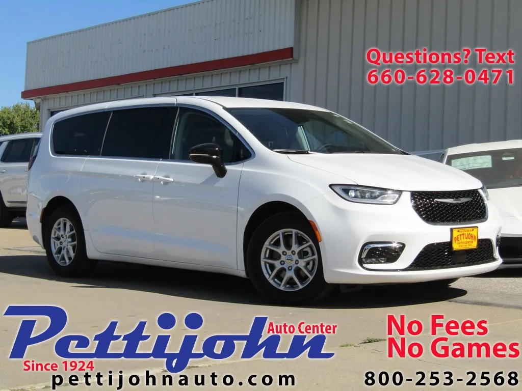 2024 Chrysler Pacifica Touring L for sale in Bethany, MO