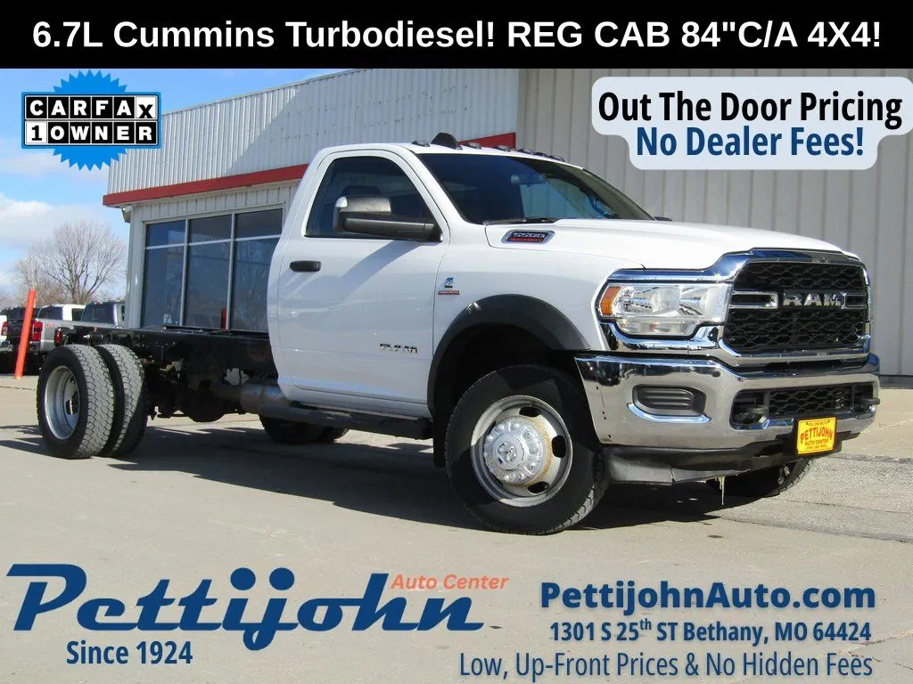 White 2022 Ram 5500 HD Tradesman for sale in Bethany, MO
